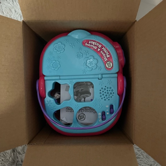 Fisher price shapes and sharing basket - Picture 3 of 3